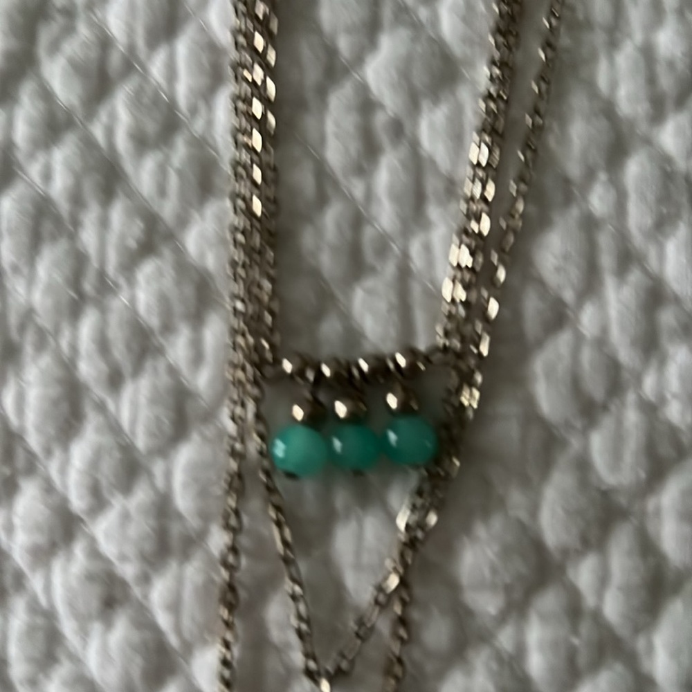 THREE CHAIN NECKLACE - Picture 4 of 5